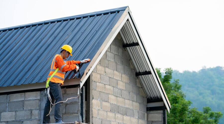 Professional metal roof installation in Cedar Falls, IA